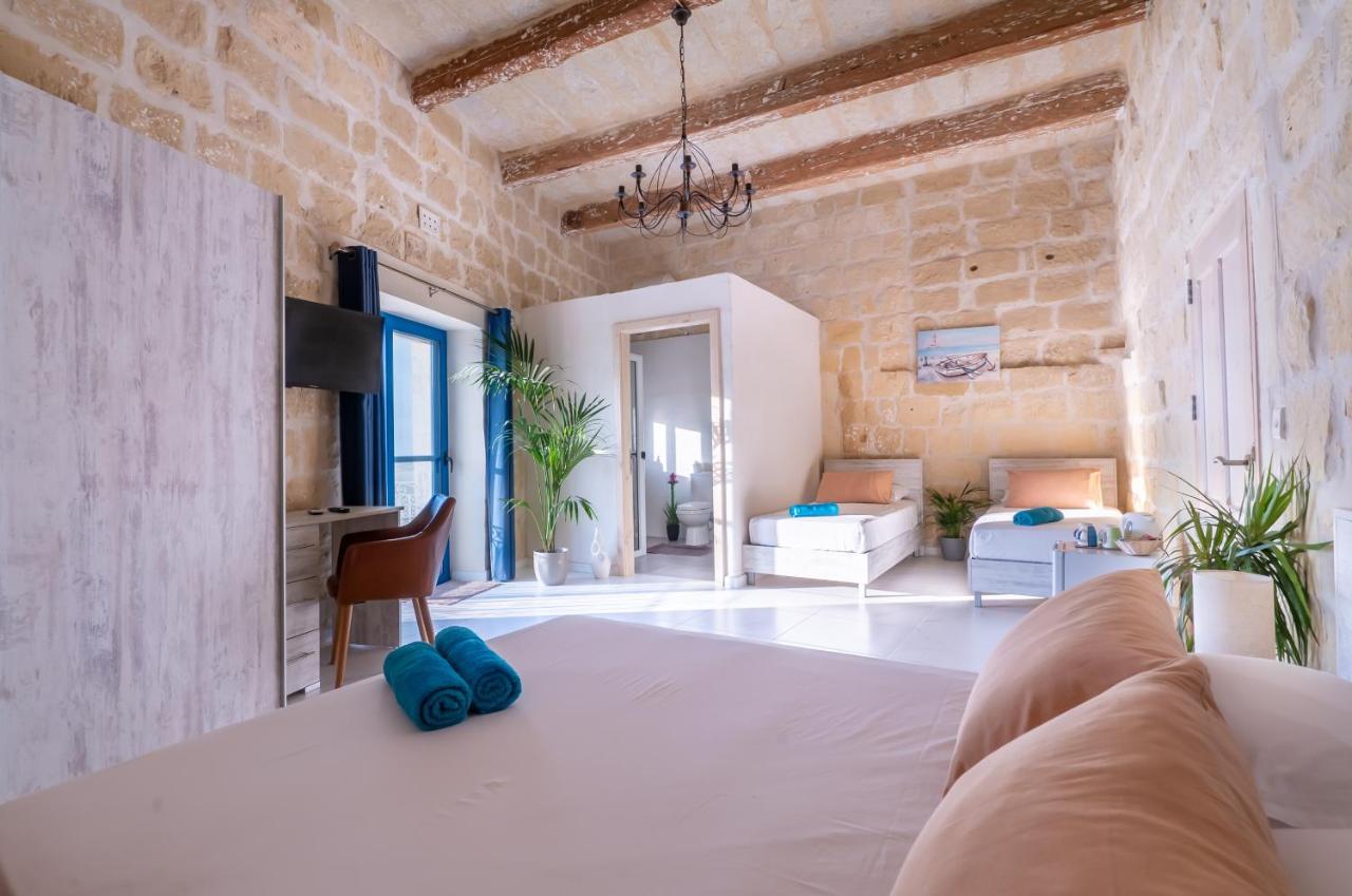 Fiftyfour West Boutique Living Bed & Breakfast Gharb  Exterior photo