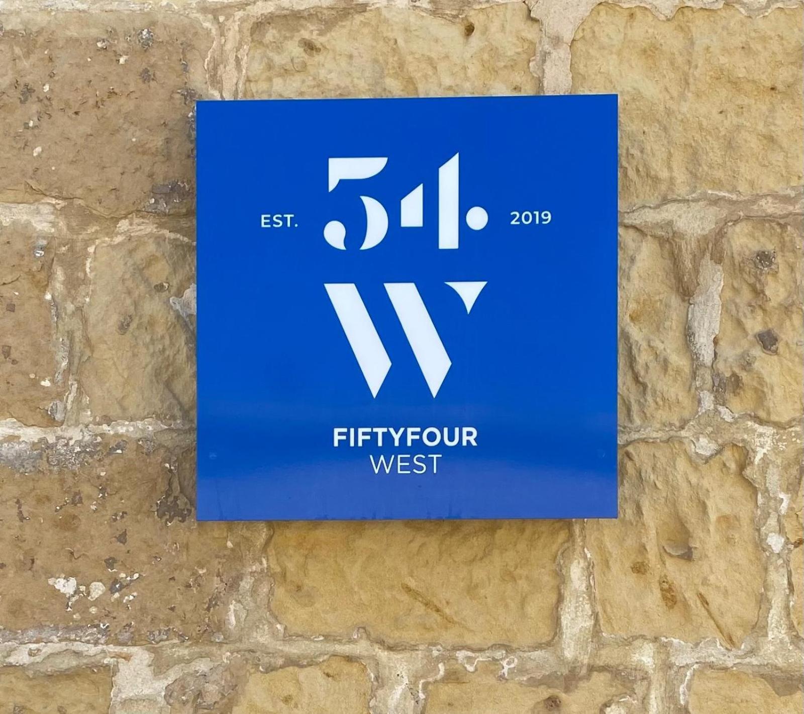 Fiftyfour West Boutique Living Bed & Breakfast Gharb  Exterior photo